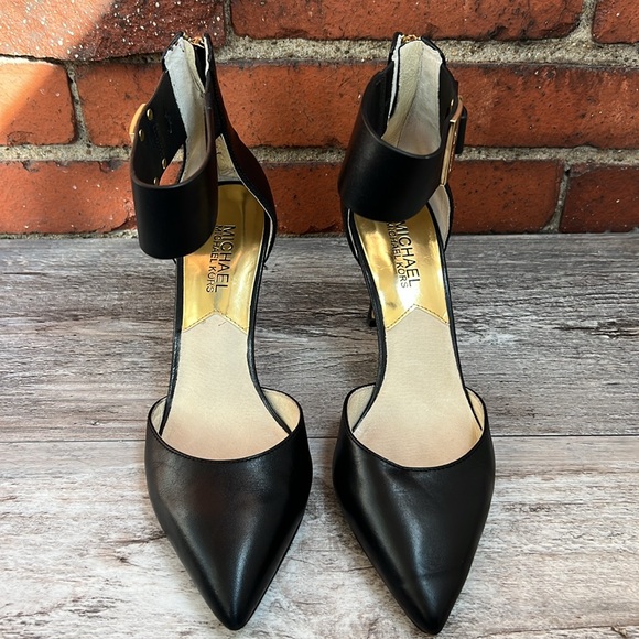 MICHAEL Michael Kors Leather Heels - Picture 3 of 16